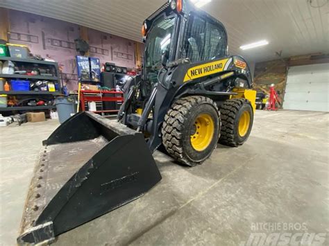 used l220 skid steer